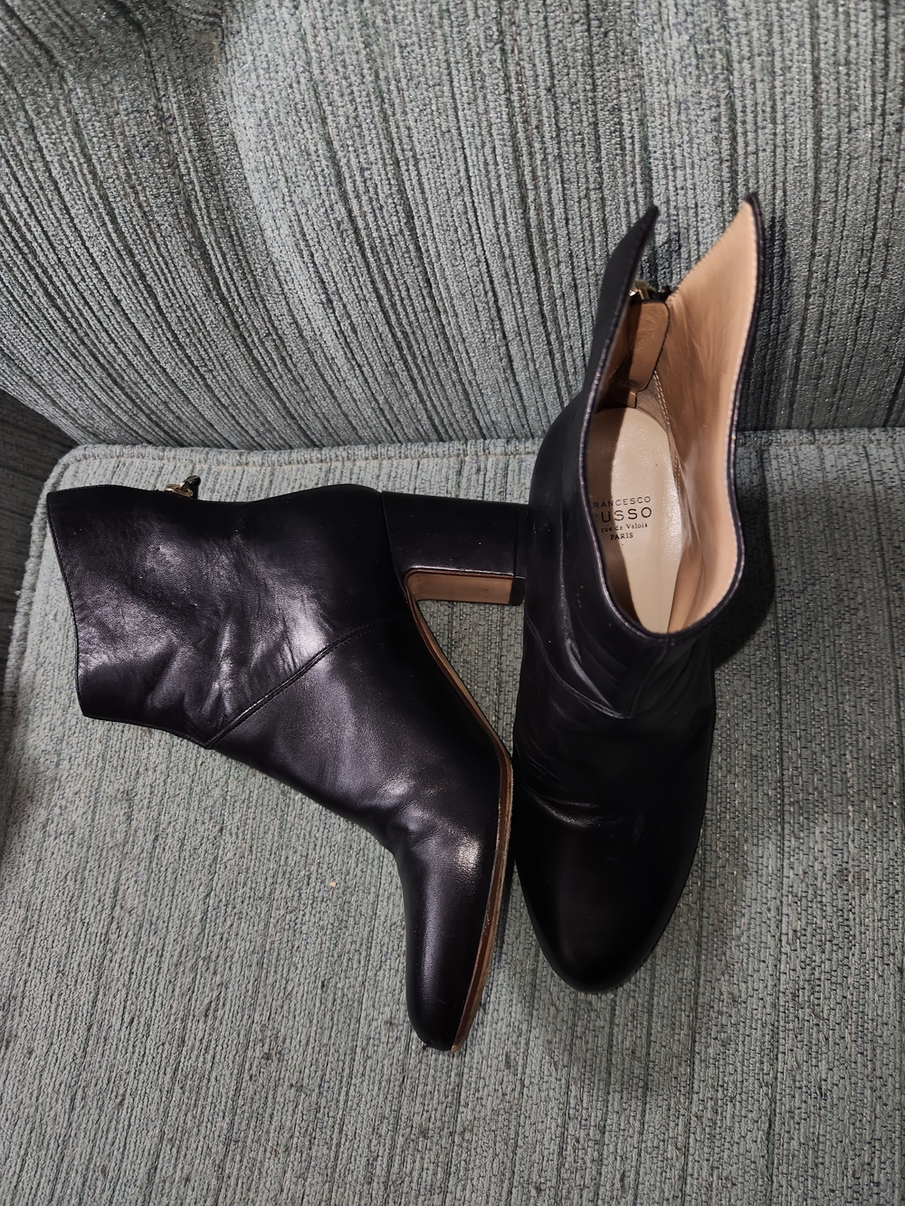 🍉Francesco Russo Black Leather Ankle Booties